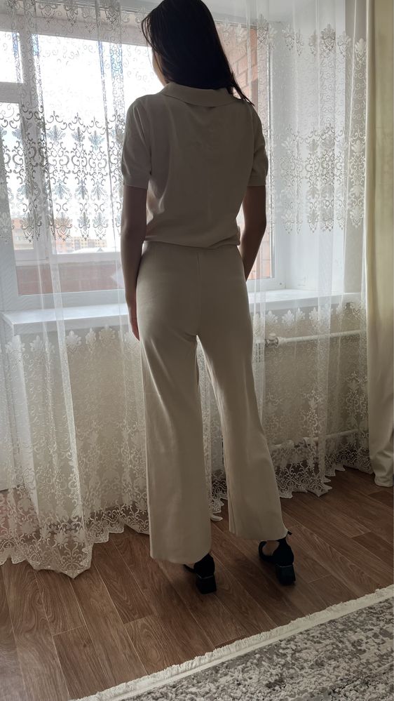 Продам трикотажную двойку