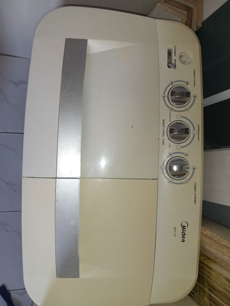 Стиральная машина Midea MFG70, полностью рабочая