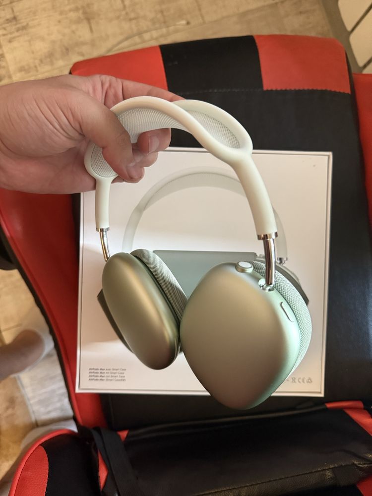 AirPods Max Почти новый 2 недели назад купил