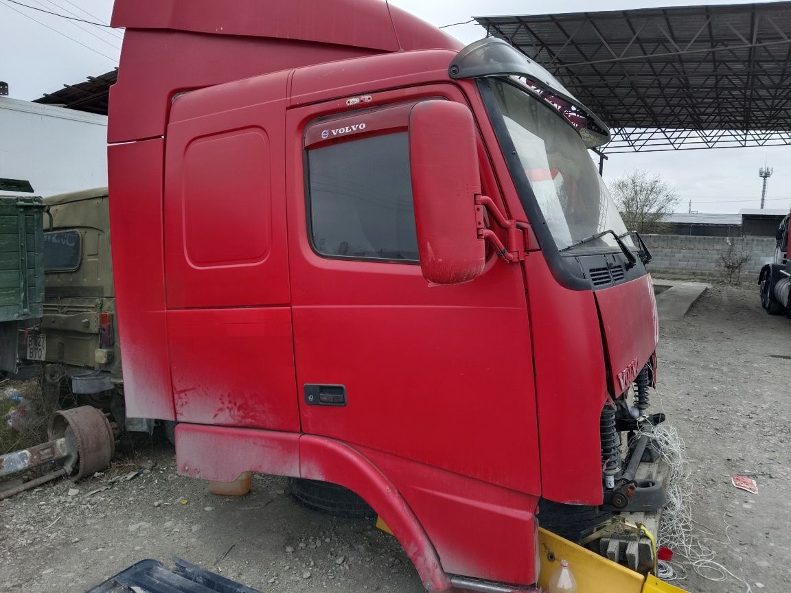 продам кабину Volvo fh12
