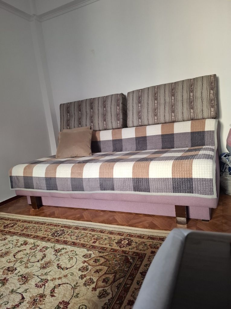 Продам диван стойт в мик Каратале
