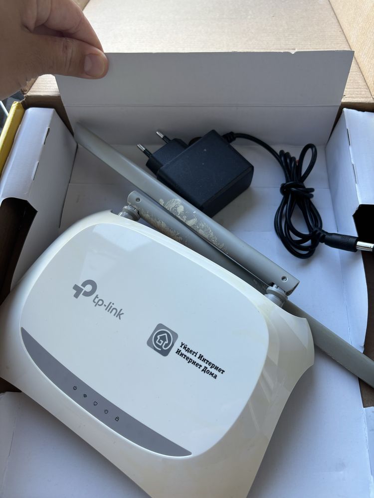 Продам б/у роутер tp-link
