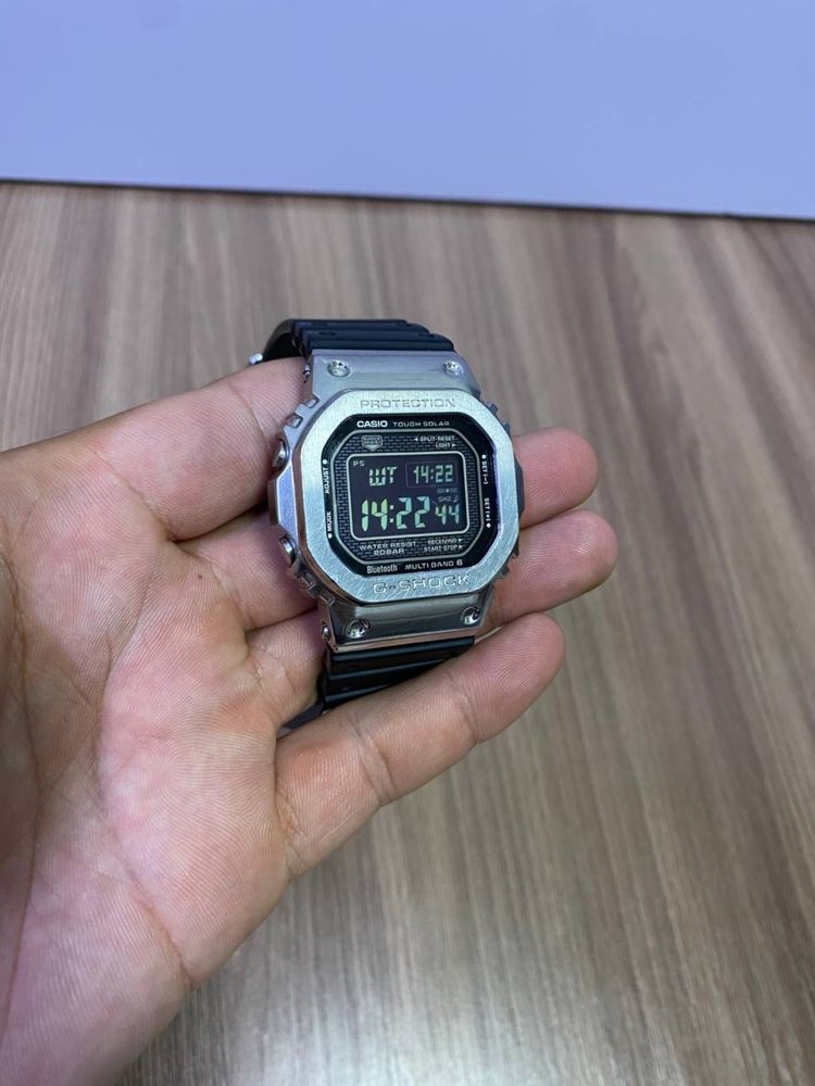 Японские  часы Casio G-Shock  GMW-B5000 / СТ19427