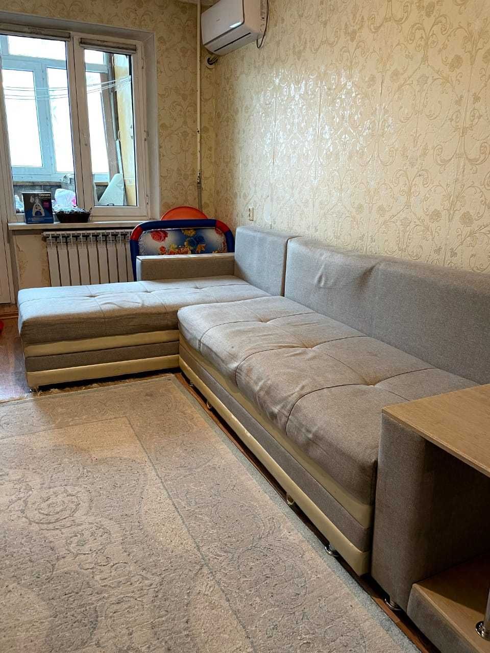Раздвижной угловой диван
