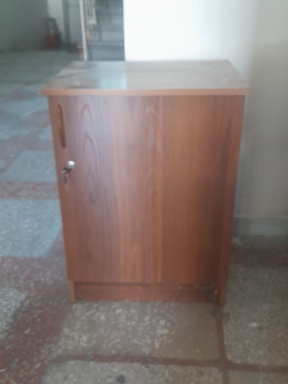 Тумбочки 3 штуки