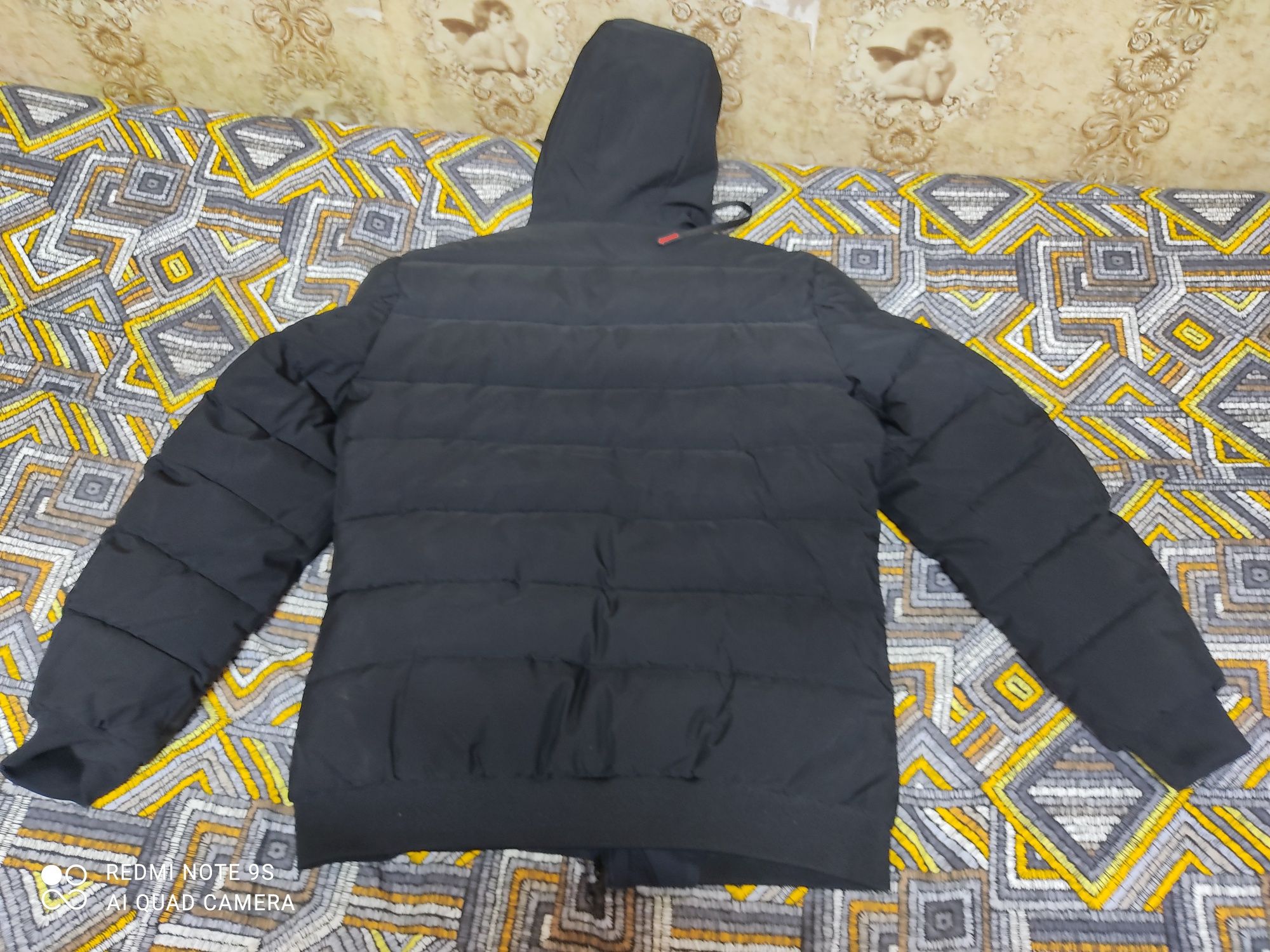 Продам куртку зимнюю. Размер 46-48