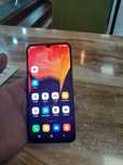 Продам телефон Samsung A50 память 64гб
