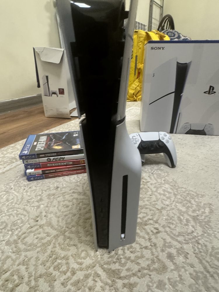 PlayStation 5 Slim + 2 джойстика + 5 топ-игр | Состояние нового