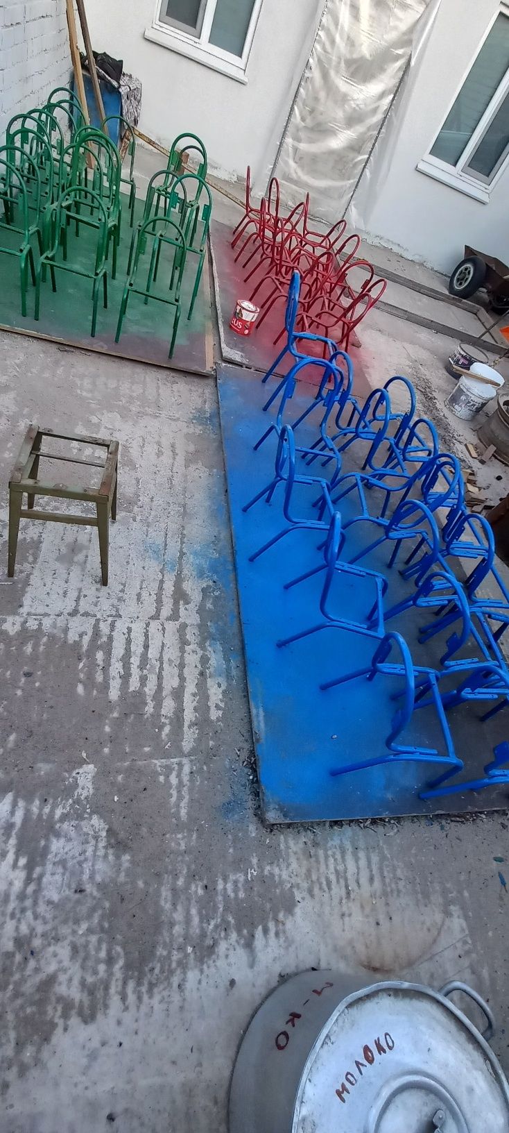Продам стульчик детский