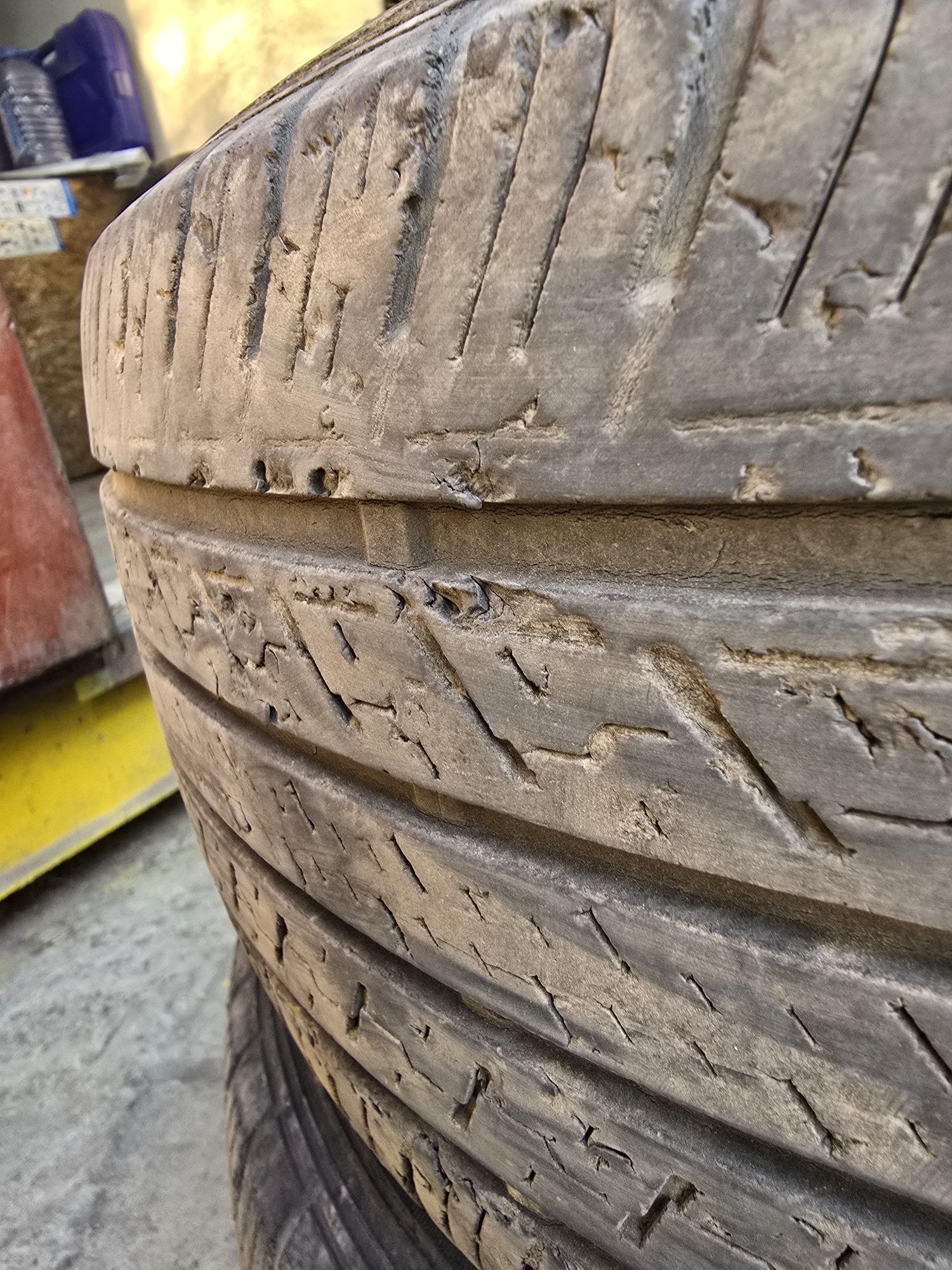 Шины Dunlop всесезонка б/у