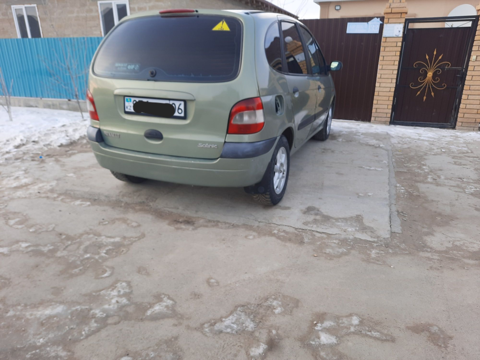 Продам Рено Скеник 2001г. В, об.1.6л КПП Автомат, Газ-Бензин,