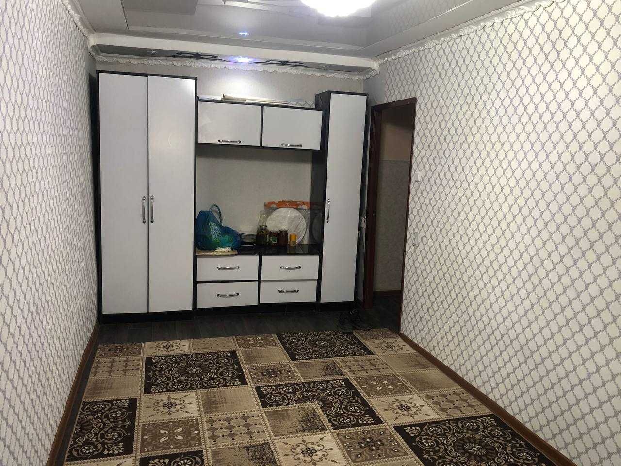 Продам 2х.ком Квартиру 12 микрорайон 6 дом