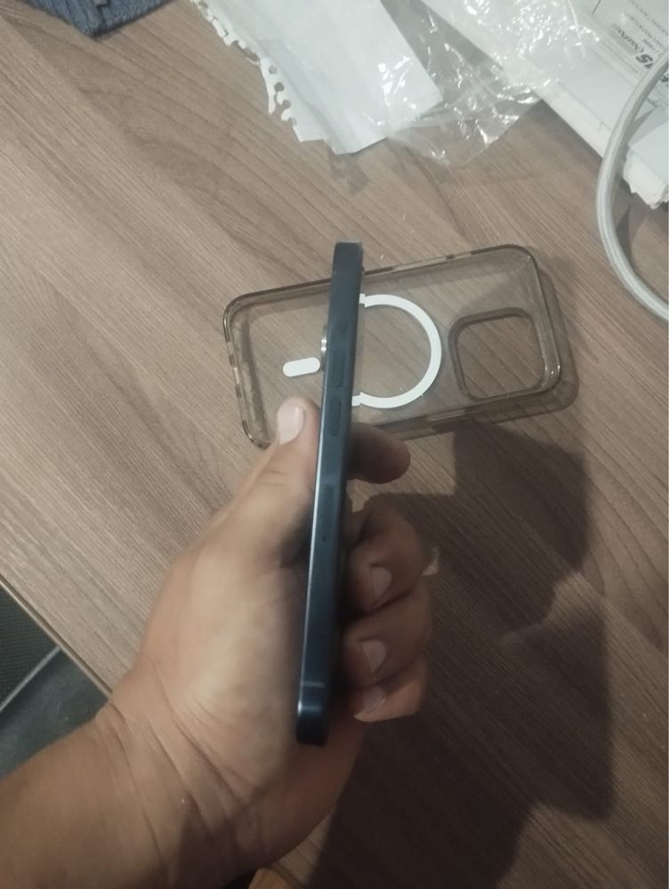 iPhone 15 pro 256 g