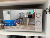 Продам новую микроволновку MIDEA