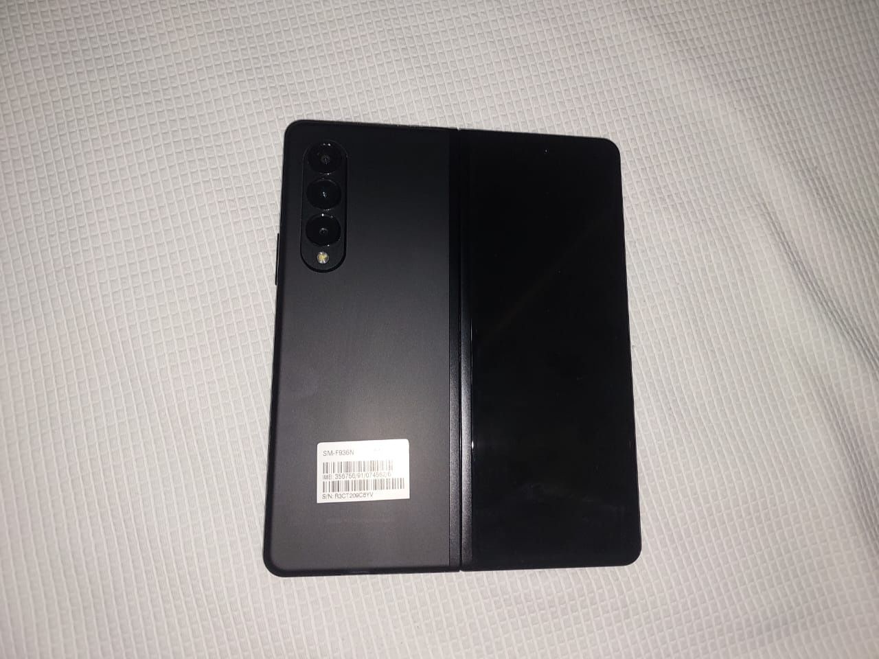 Samsung galaxy z fold 3