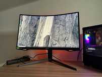 Игровой изогнутый монитор 2K 240 Hz Samsung Odyssey C27G75TQSI
