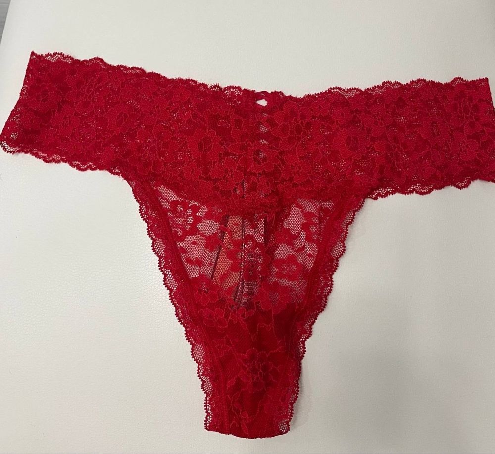 Трусы Victoria’s Secret
