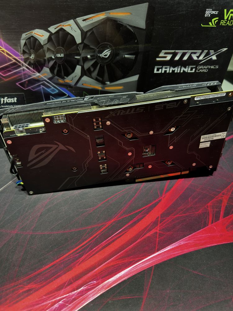 Продам видеокарту Asus ROG Strix GTX 1060 6gb