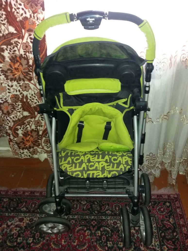 Продам     детскую     коляску .