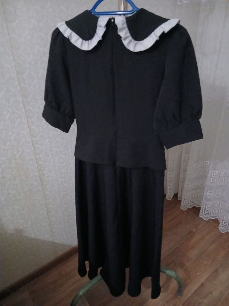 Продаются вещи на фото недорого