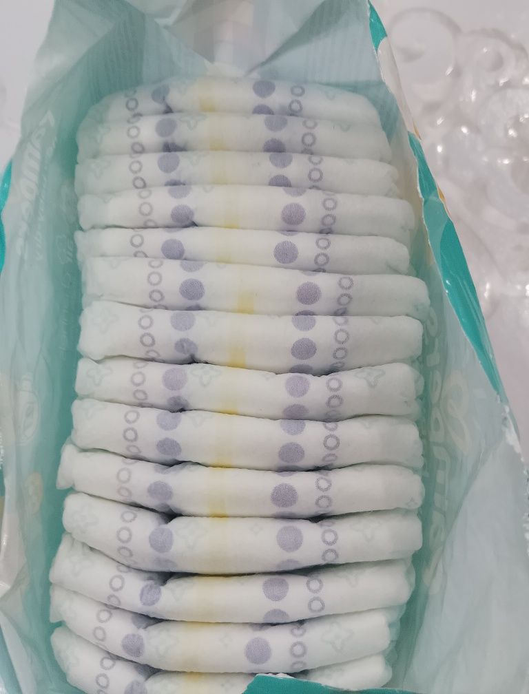 Продам Pampers трусики размер 1.