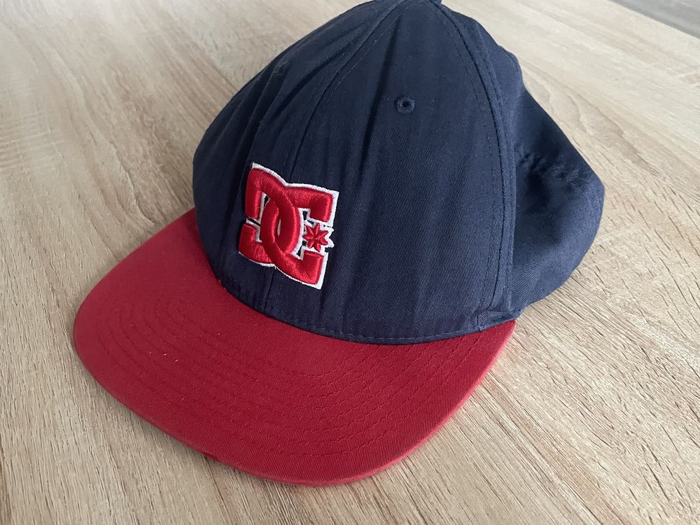 Продам кепку DC!!!
