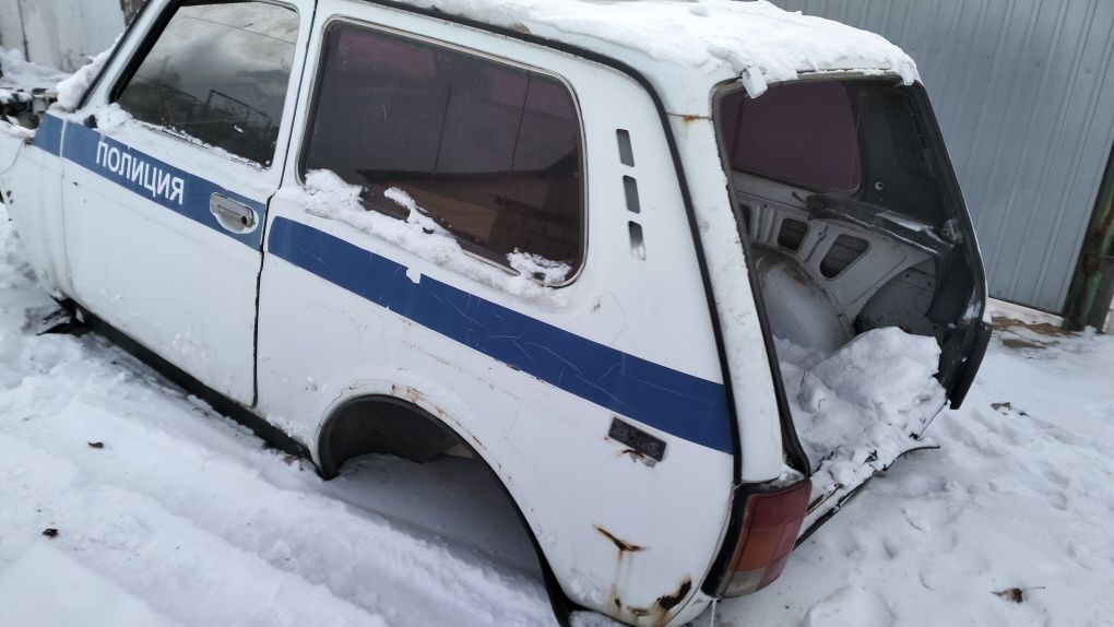 Продам ниву 21214