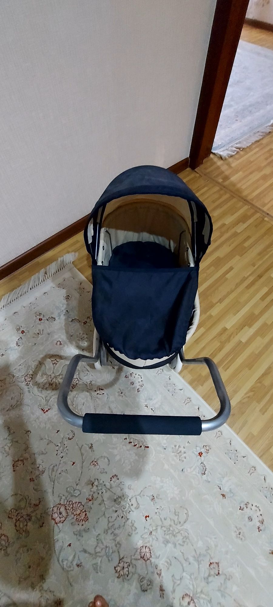 Коляска для куклы