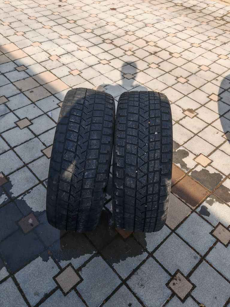 Продам резину 245/55/19