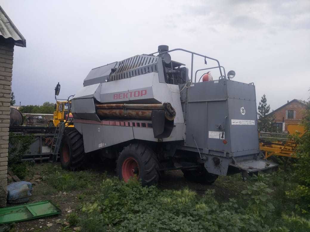 комбайн Вектор 410