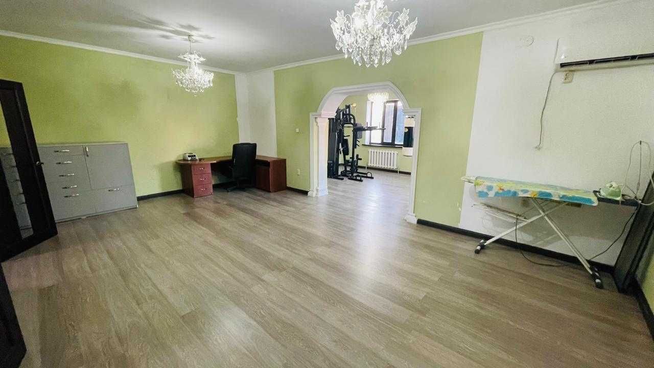 Центрден коттедж сатылады