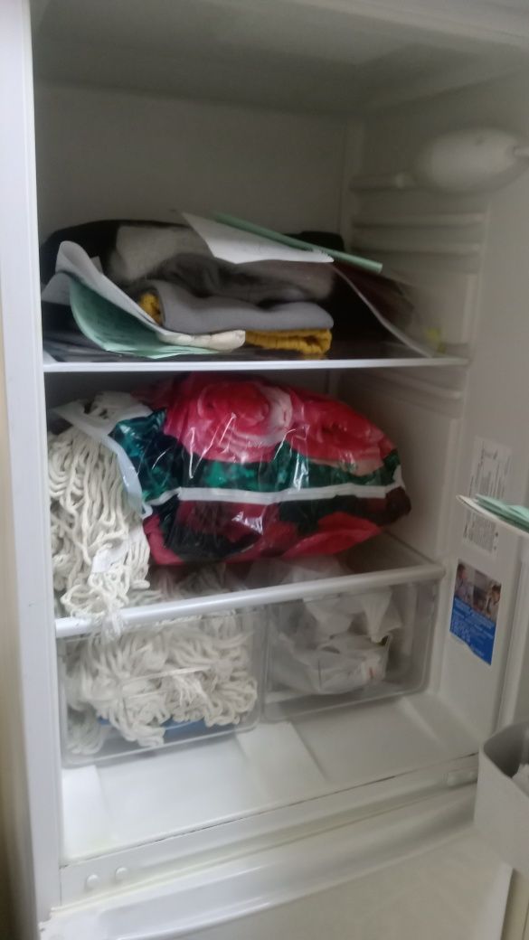 Продам холодильник