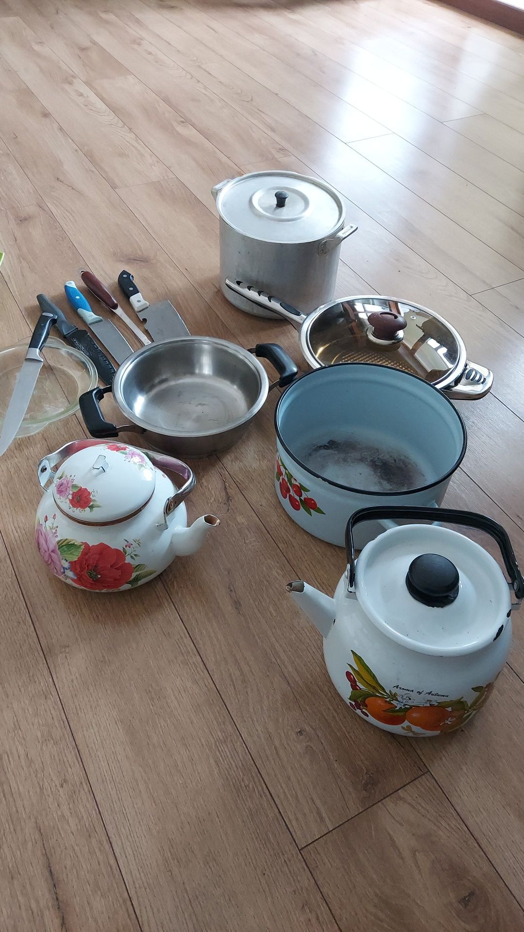 Продам посуду сковородки