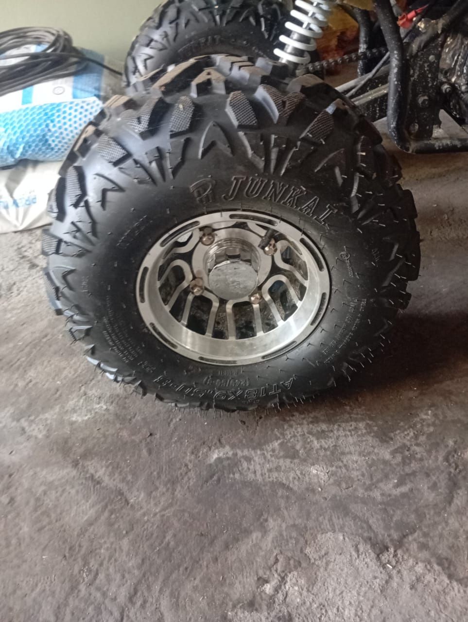 Продам квадроцикл 125куб