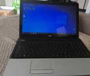 Ноутбук Acer Aspire E1-571G