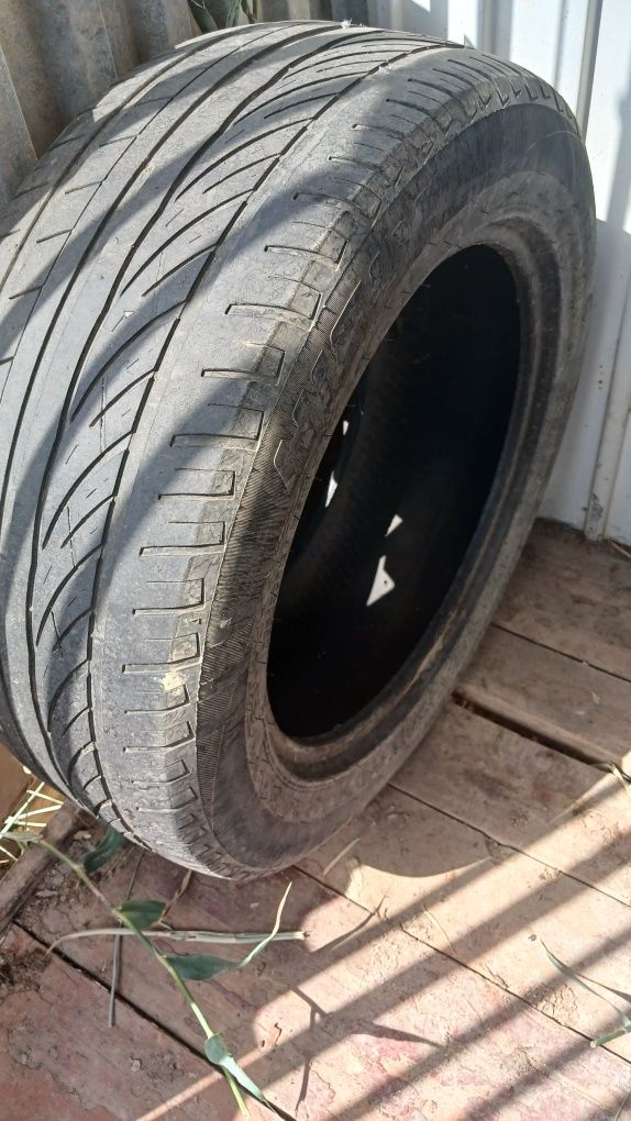Авто покрышки б/у