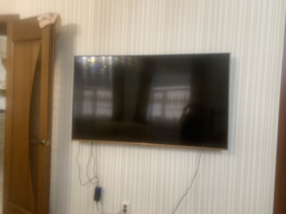 Телевизор большой