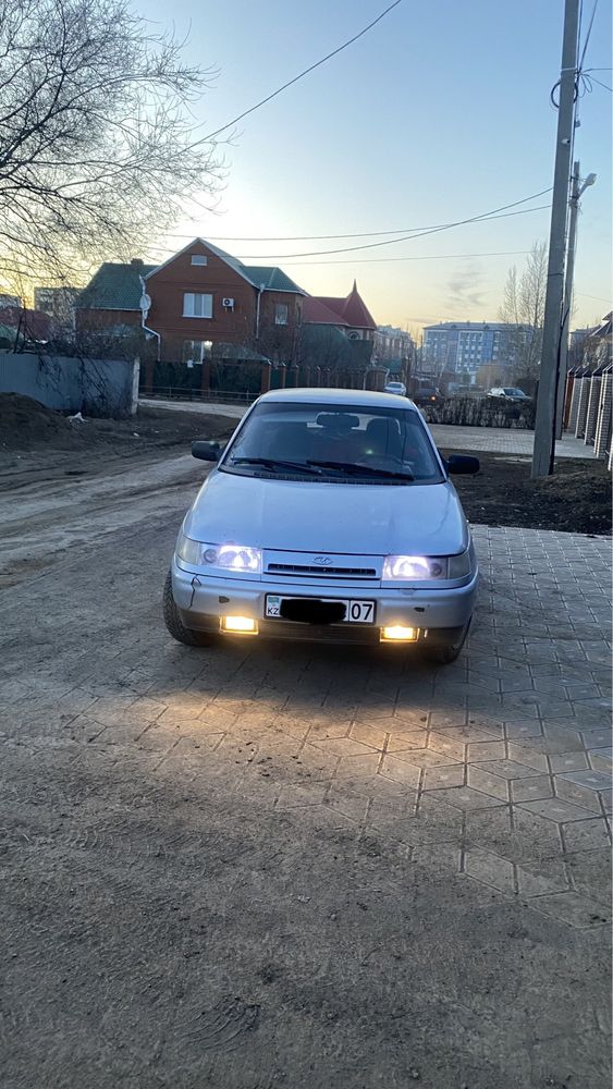 Продам ваз 2110.