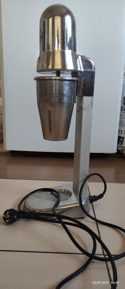Миксер для коктейлей