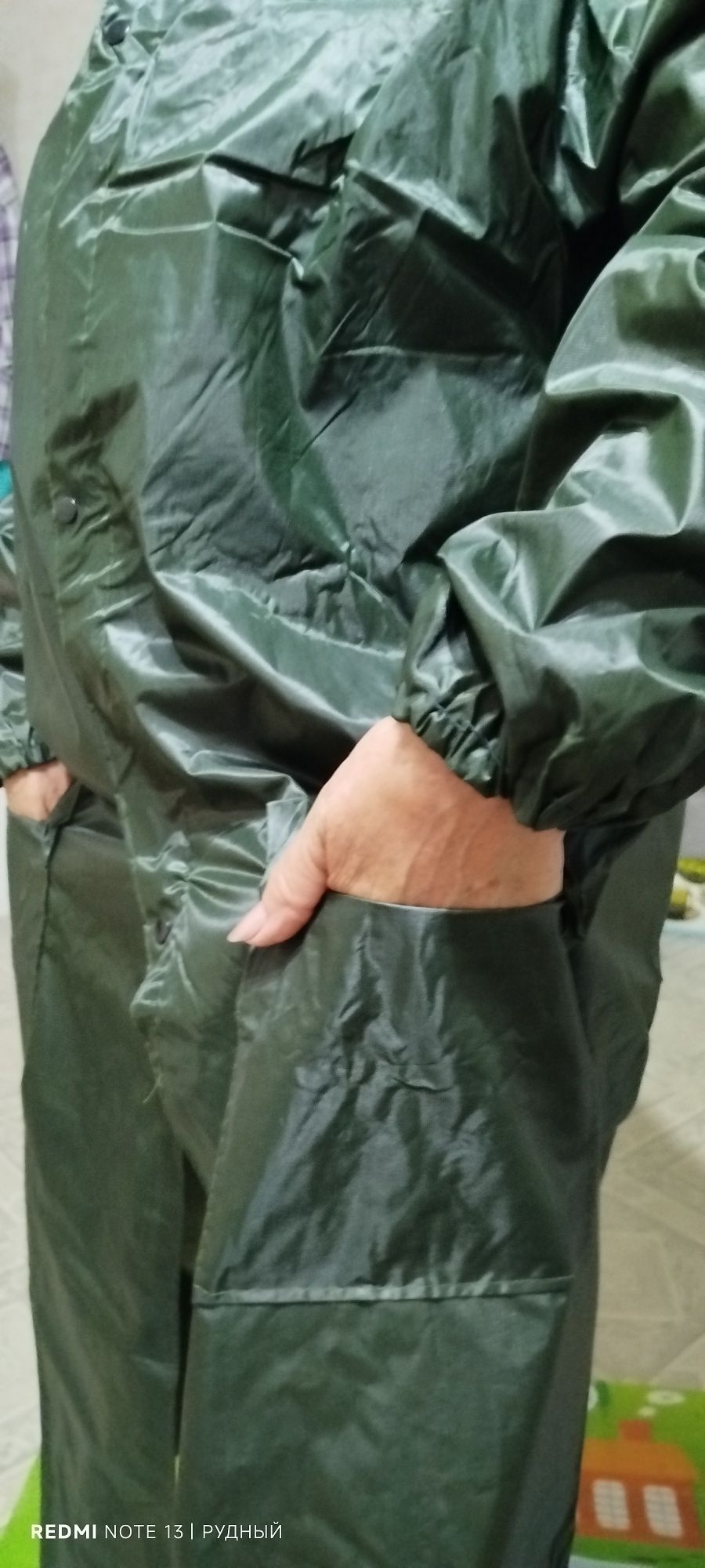 Продам дождевик водостойкий