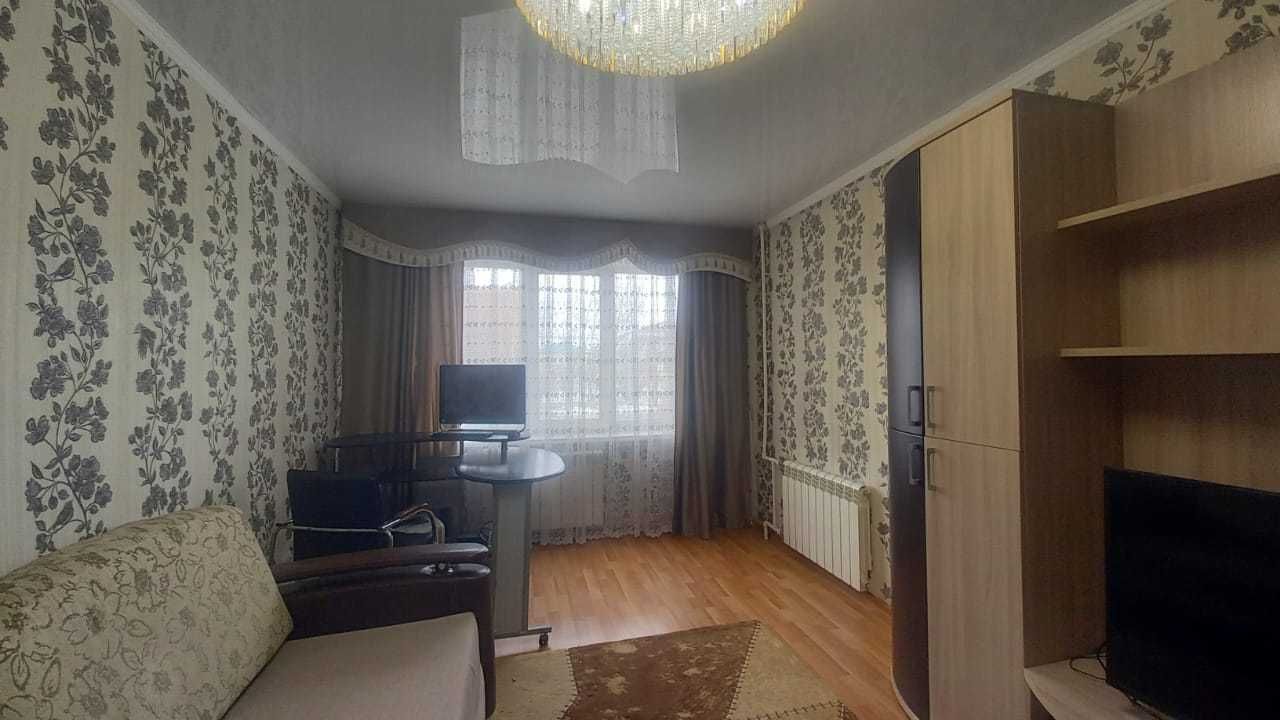 Продам 3 комнатную квартиру с хорошим ремонтом в теплом доме