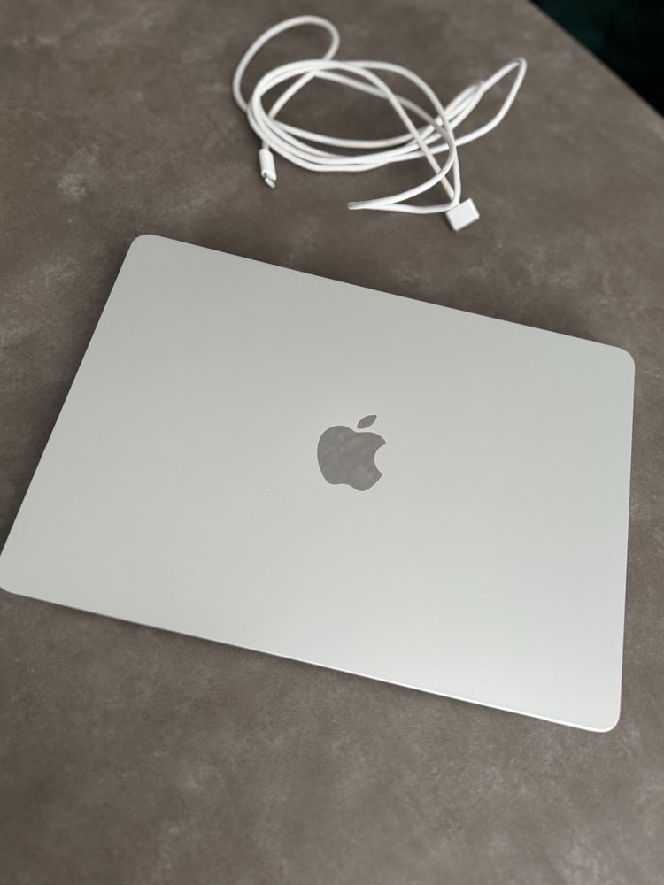 MacBook Air шикарный