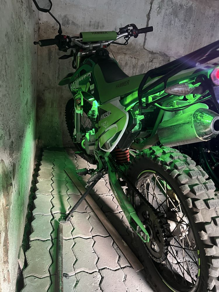 Продам Эндуро Hammer 250cc новый