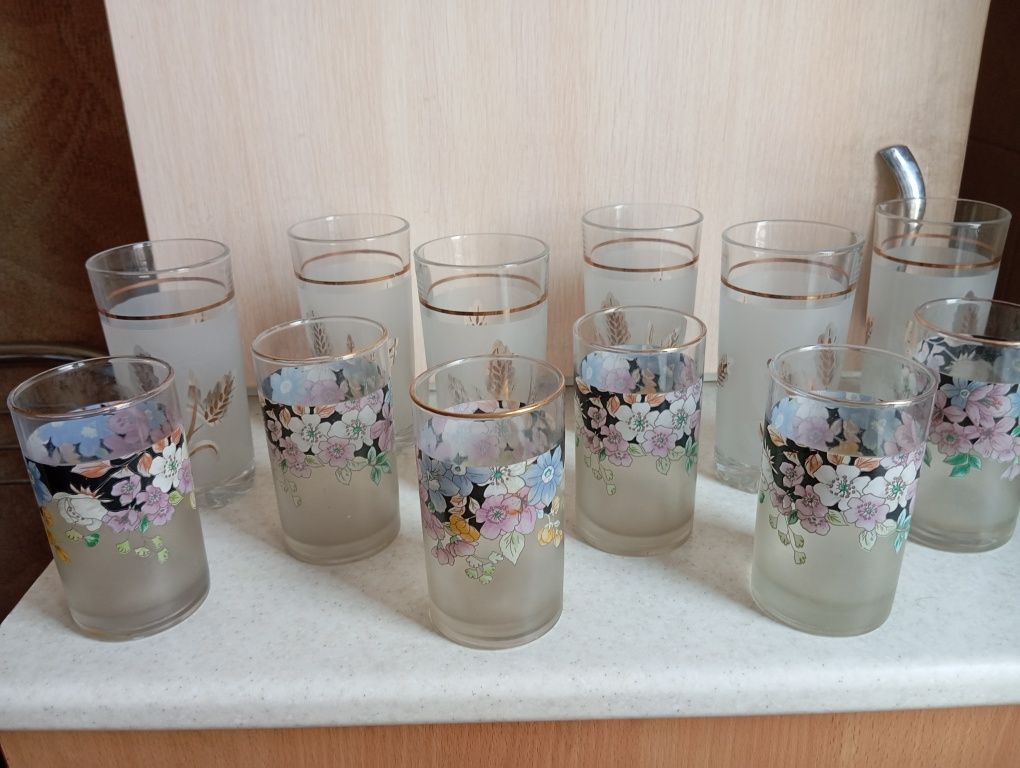 Продам стаканы стекло