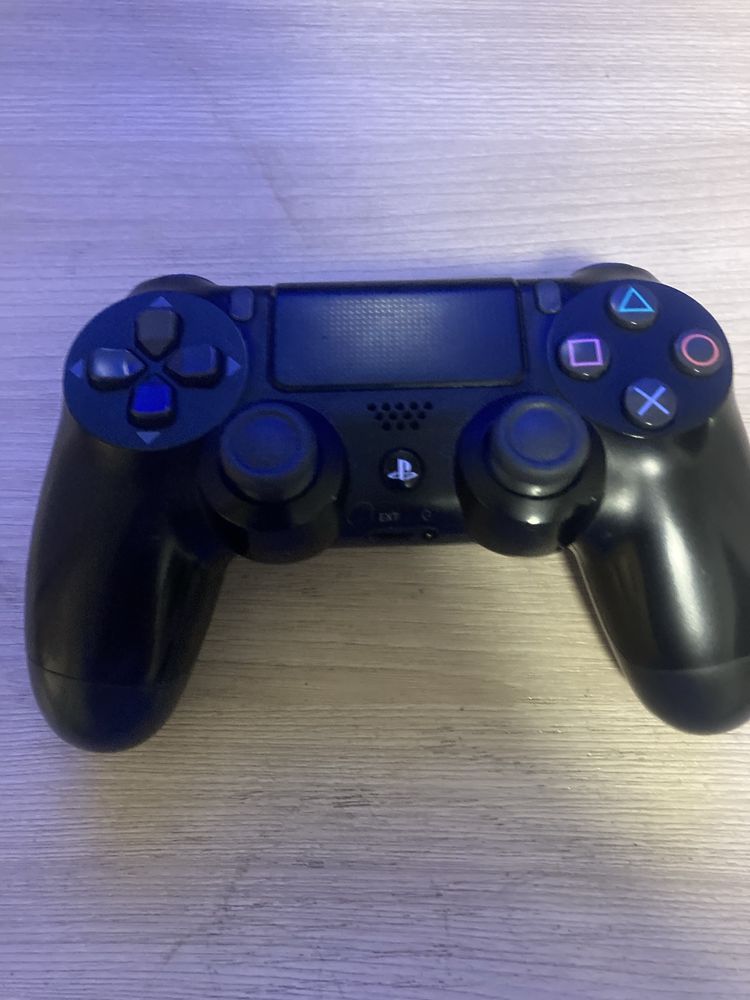 PlayStation 4 FAT 500gb без торга