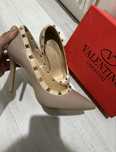 Продам туфли VALENTINO