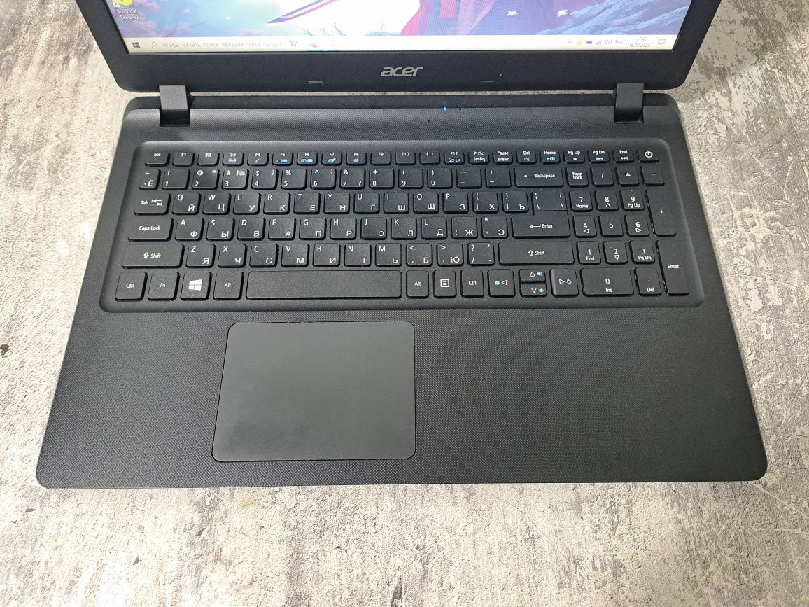 Продам ноутбук ACER Aspire ES1-533 (идеал)
