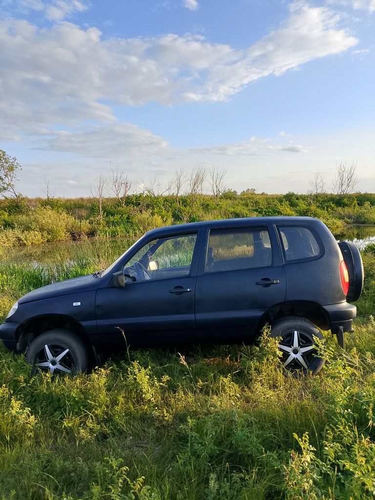 Продам Ниву Шевроле