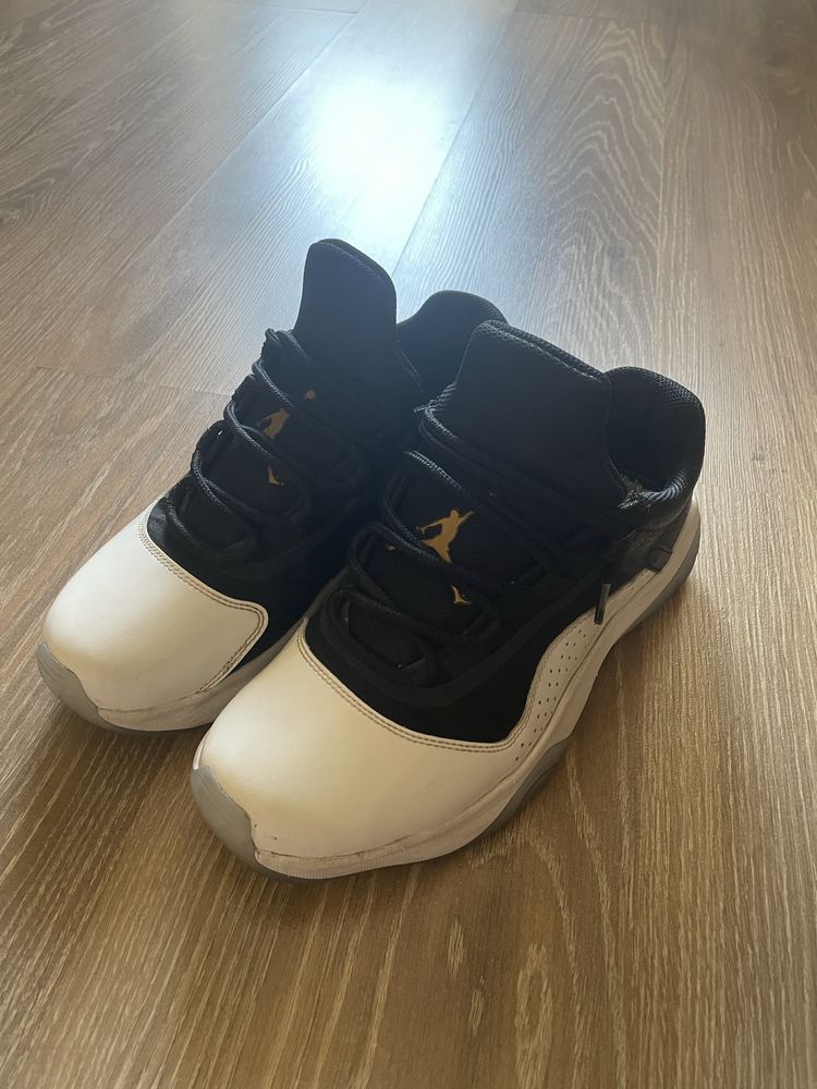 Jordan 11 cmft low оригинал