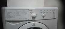 Продаю стиральную машину Indesit